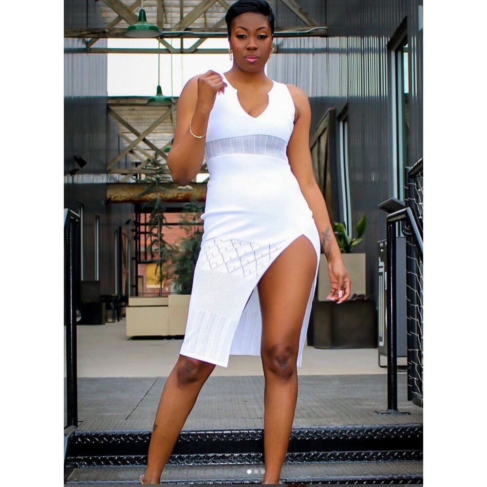 Delilah Midi Dress (Medium)